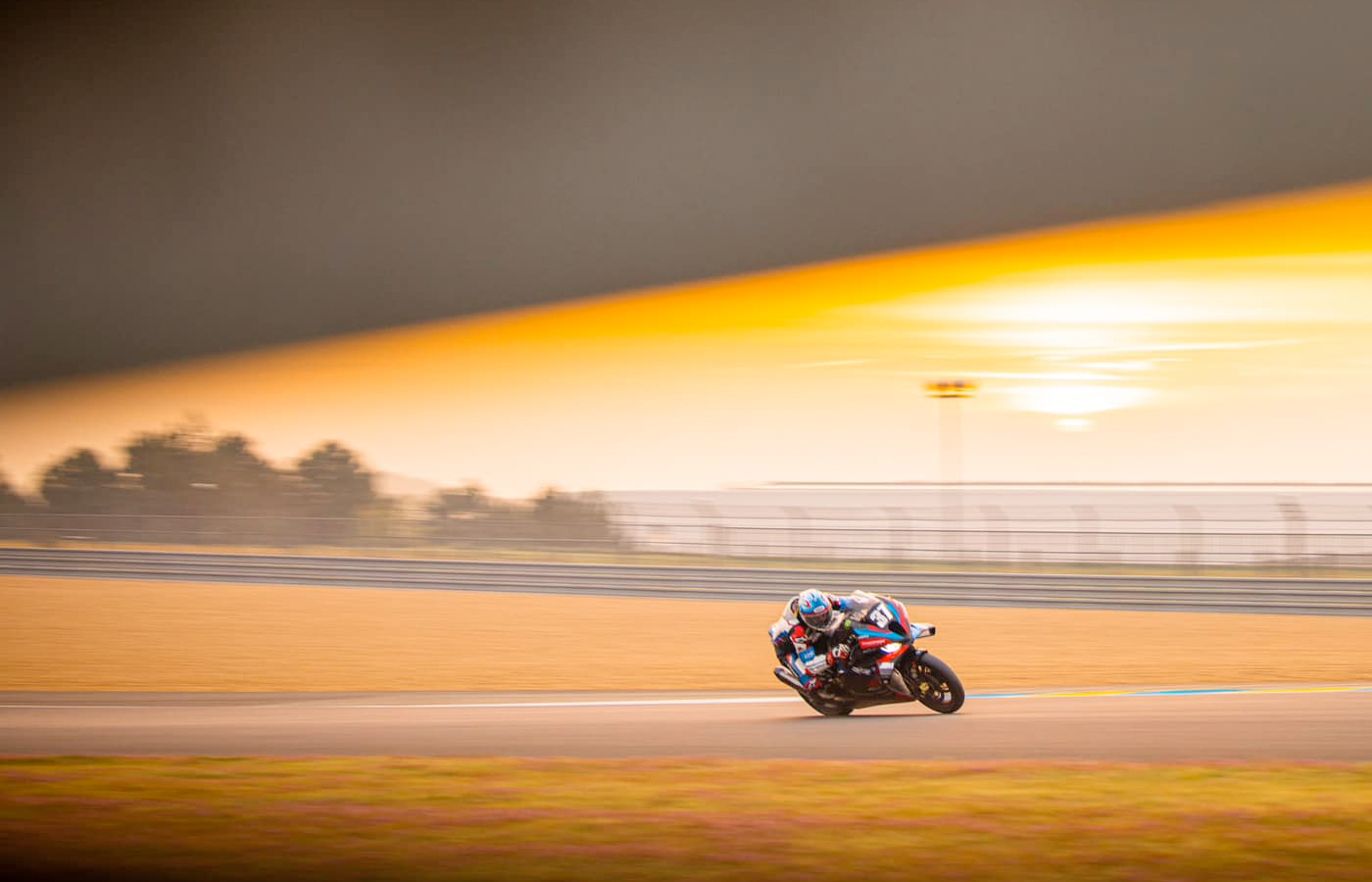BMW-trackdays-moto-03