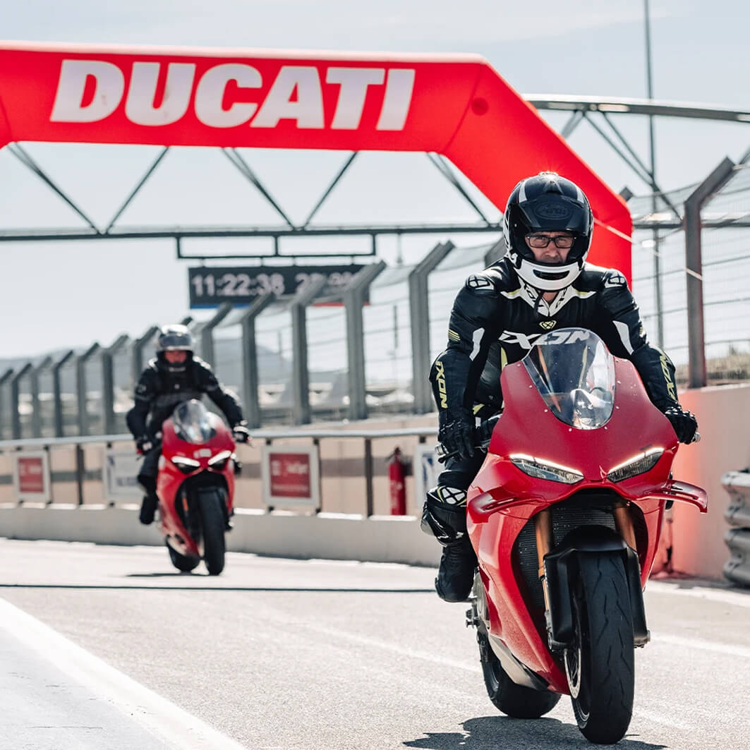 bmc-event-moto-ducati-trackdays-01
